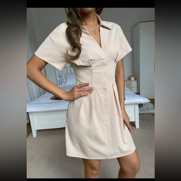 🤎NEW SHEIN MINI KHAKI COLORED DRESS🤎 - Picture 2 of 6